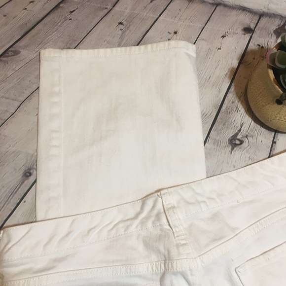 Banana Republic white straight leg denim jeans - Picture 3 of 9